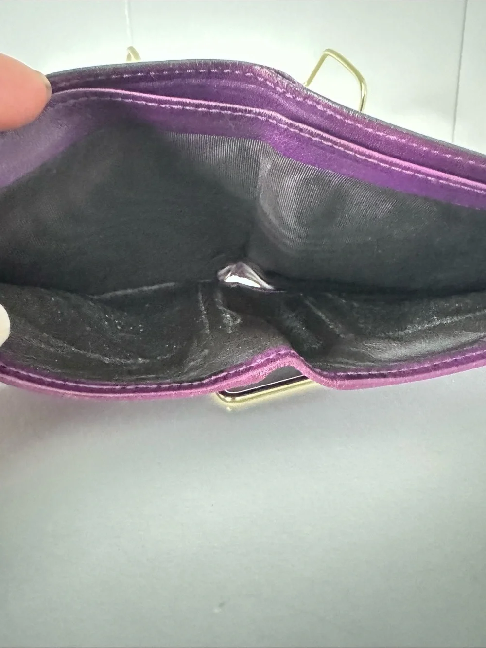 Authentic Gucci Microguccissima Bifold Wallet